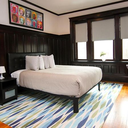A Stylish Stay With A King Bed And Heated Floors #27 Μπρούκλαϊν Εξωτερικό φωτογραφία